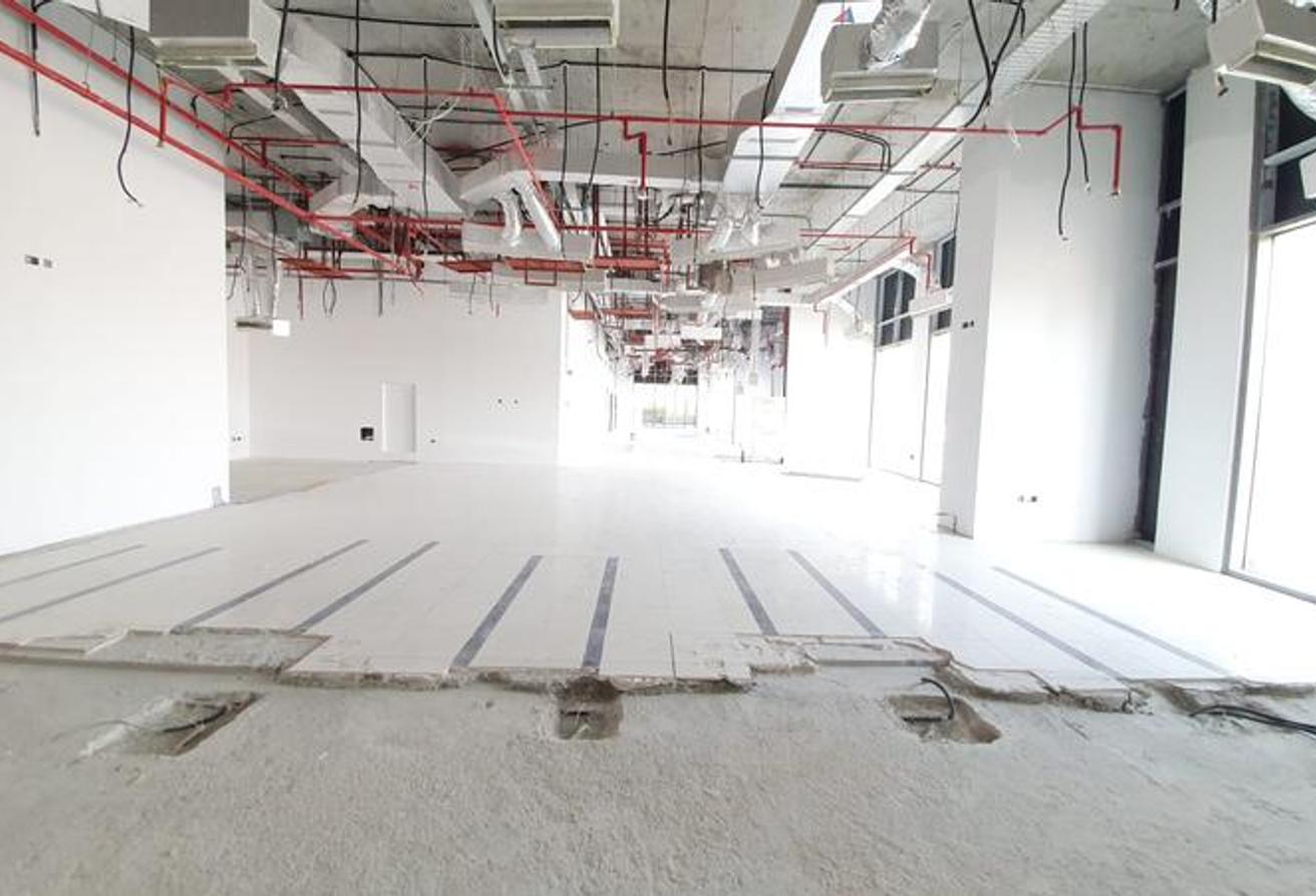 Show Room For Rent  Near Manar Mall